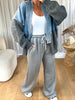 VESTE EN JEANS PULL GRIS