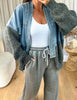 VESTE EN JEANS PULL GRIS