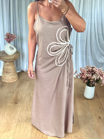 ROBE SYA BEIGE