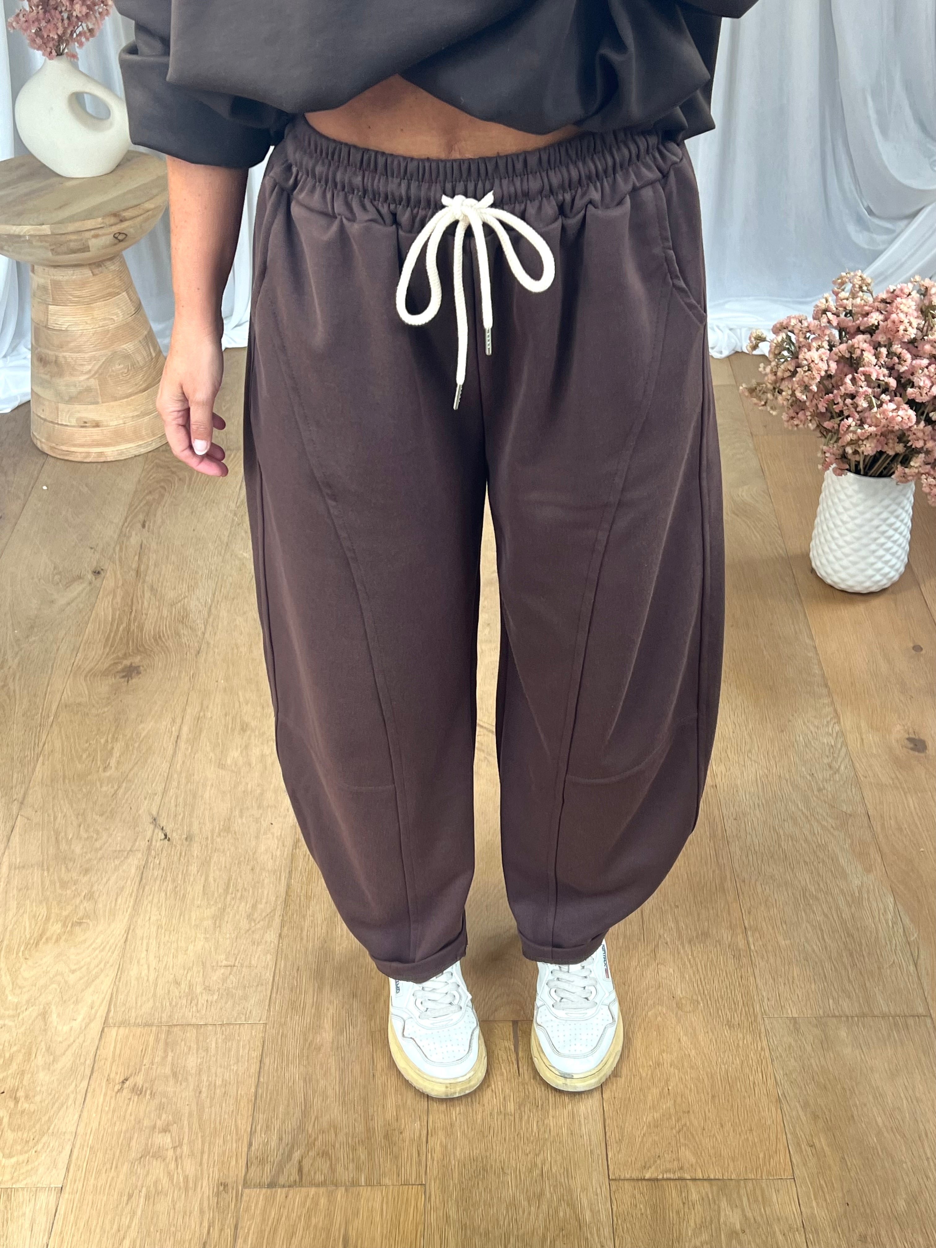 PANTALON JOGGER BARREL CHOCO
