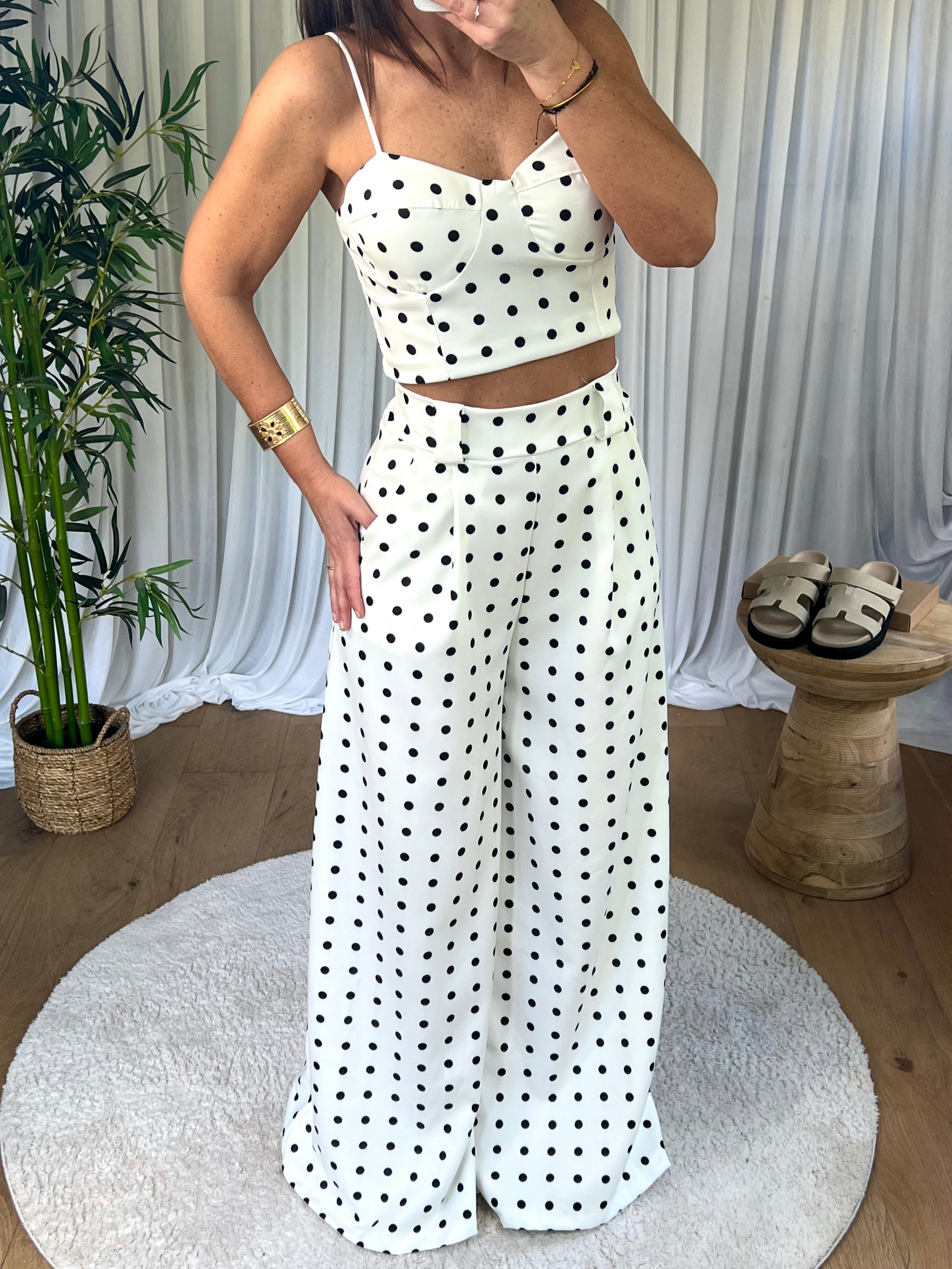 ENSEMBLE BETTY POIS