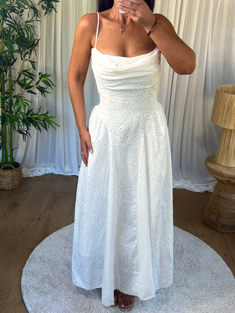 ROBE BRODERIE ANGLAISE