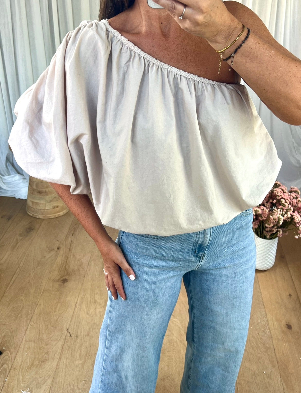 TOP ASYMÉTRIQUE BEIGE