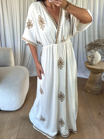 ROBE LAYA