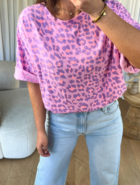 T-SHIRT LÉOPARD ROSE