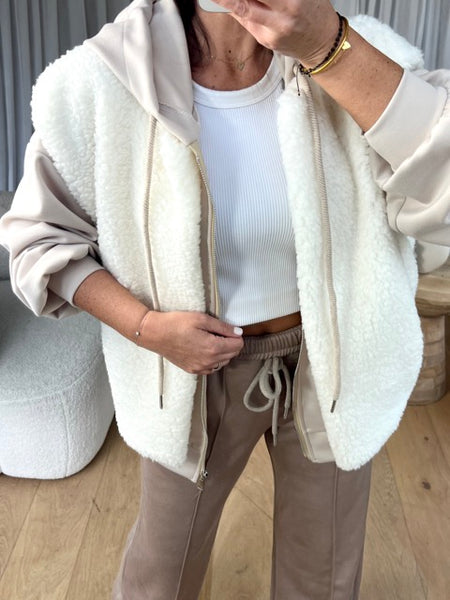 GILET BOUCLÉ BLANC