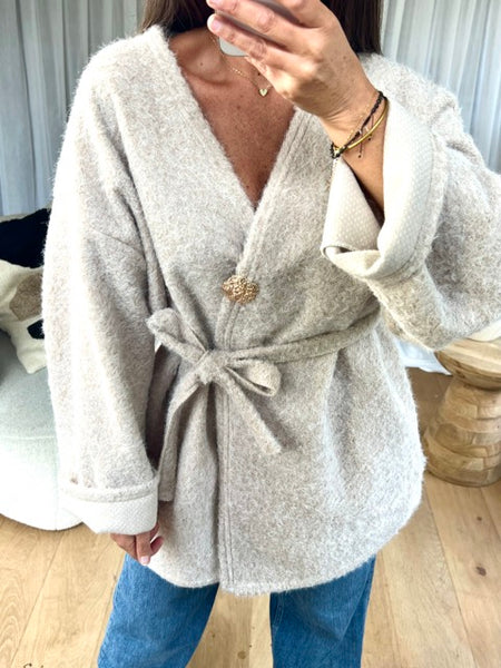 VESTE FEUTRINE BROCHE BEIGE