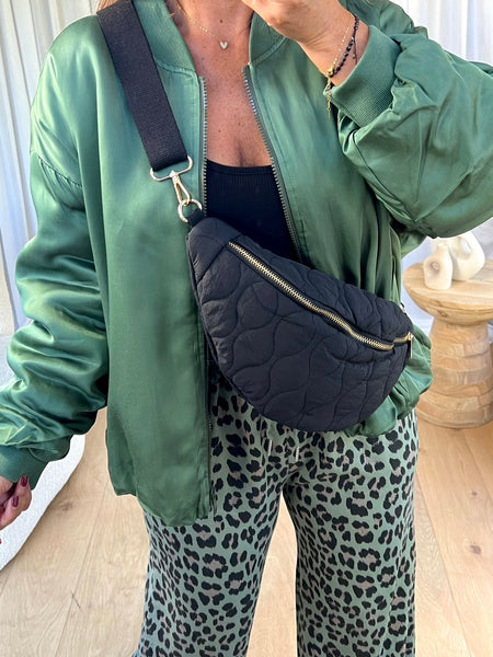 SAC BANANE MATELASSÉ NOIR