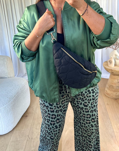 SAC BANANE MATELASSÉ NOIR