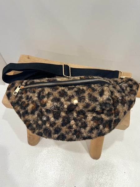 SAC BANANE BOUCLÉ LÉOPARD