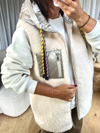 VESTE CAPUCHE KAILA