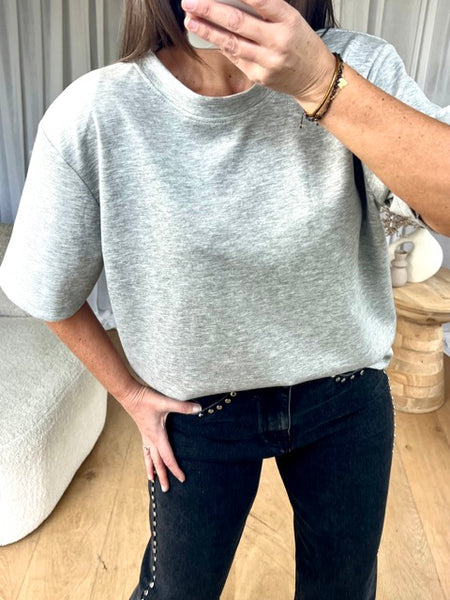 TOP DAN ÉPAULETTES GRIS