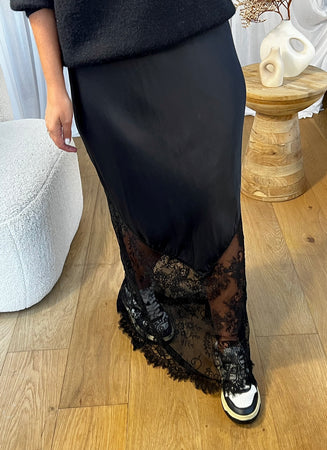 JUPE DENTELLE NOIR