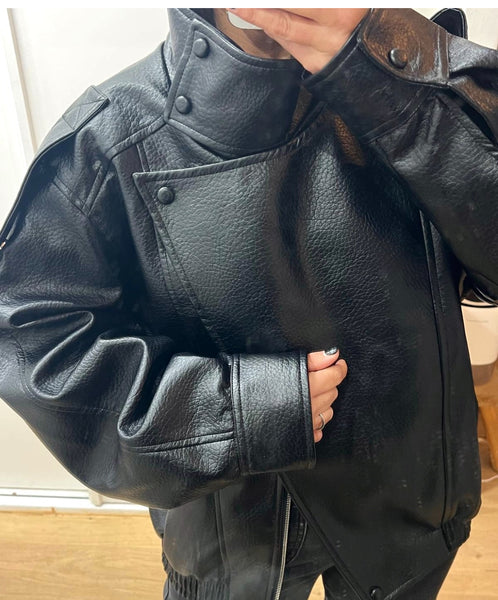 PERFECTO SIMILI YVON NOIR