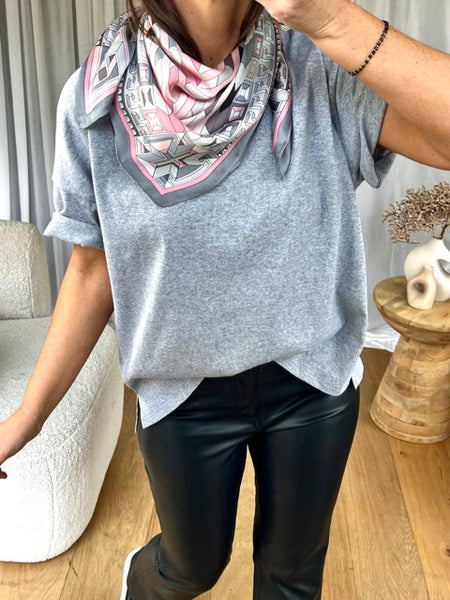 FOULARD ROSE ET GRIS