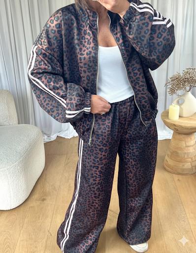 ENSEMBLE JOGGER LÉOPARD BLANC
